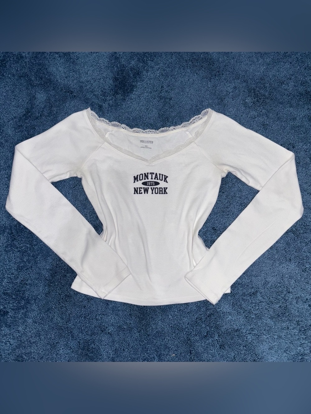 Hollister White Long-Sleeve Montauk New York Top